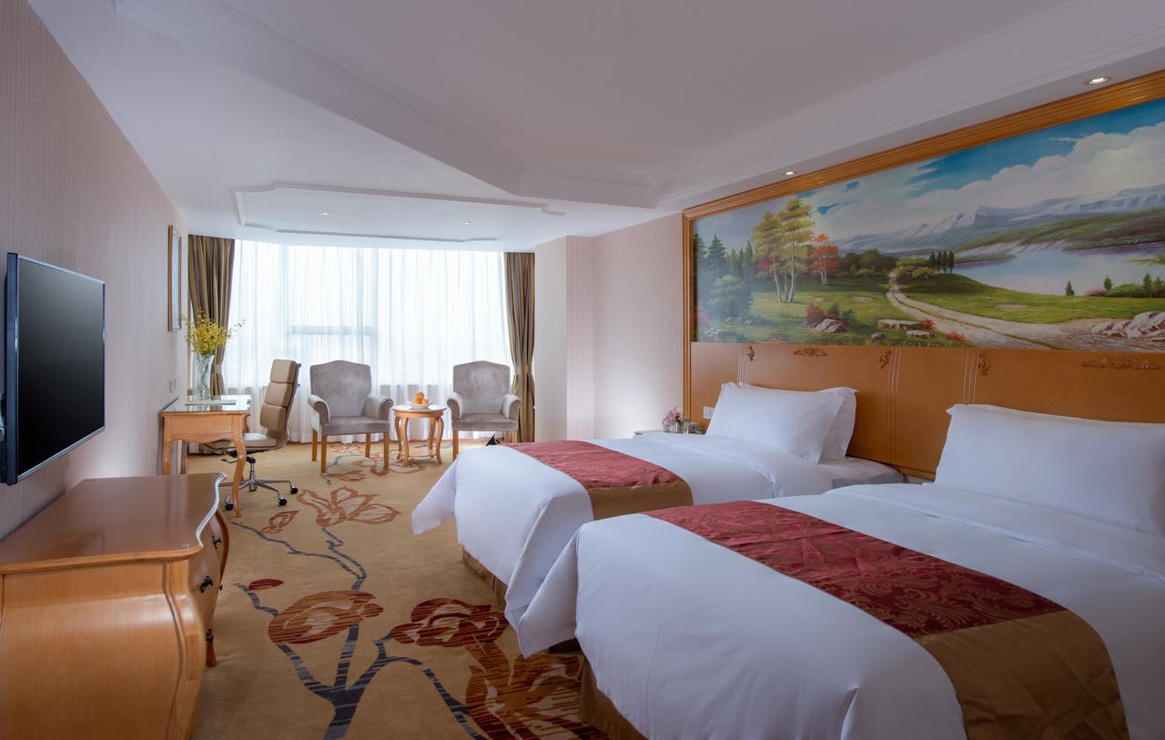 Vienna Hotel Shanghai Pudong Lujiazui Jinqiao Exterior photo