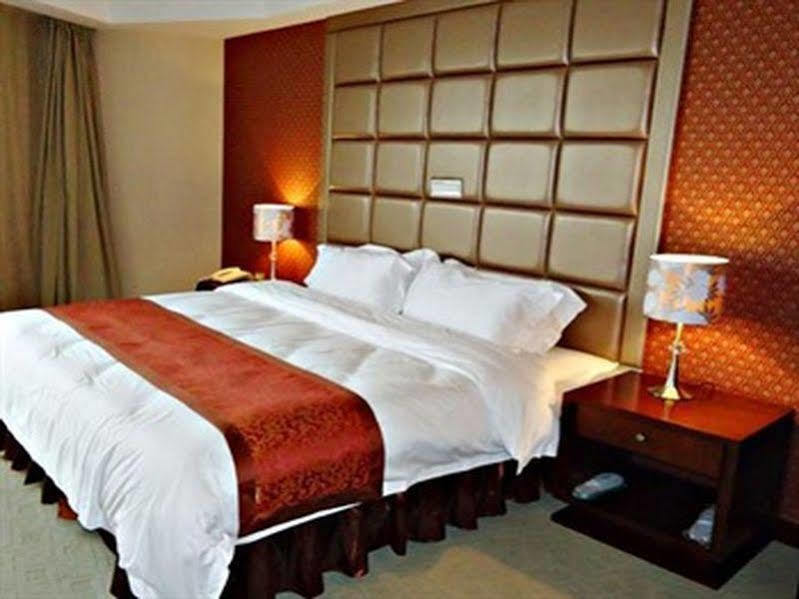 Vienna Hotel Shanghai Pudong Lujiazui Jinqiao Exterior photo